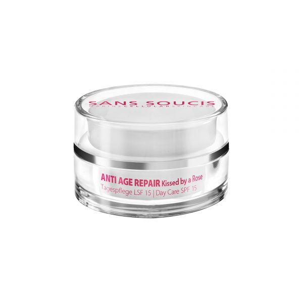 25031_CSS_Kissed-by-a-Rose_Day-Care_15ml_300dpi